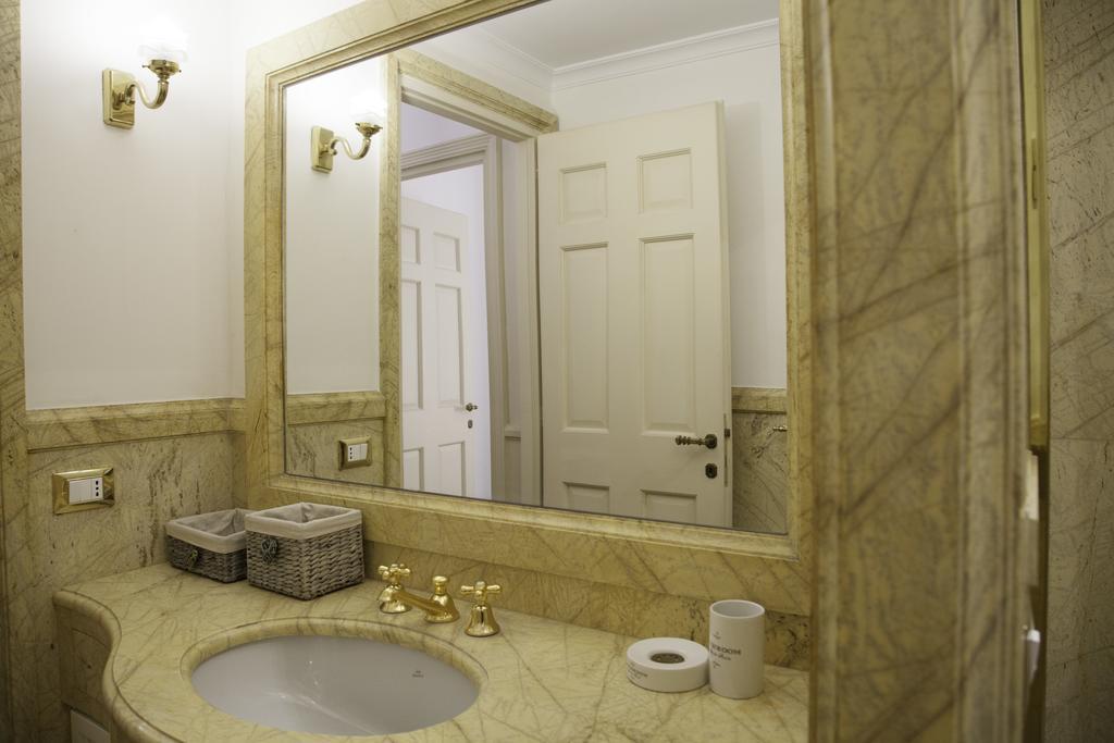 Capital Navona Luxury Apartment Casa E Appartamento Per Vacanze Róma Kültér fotó